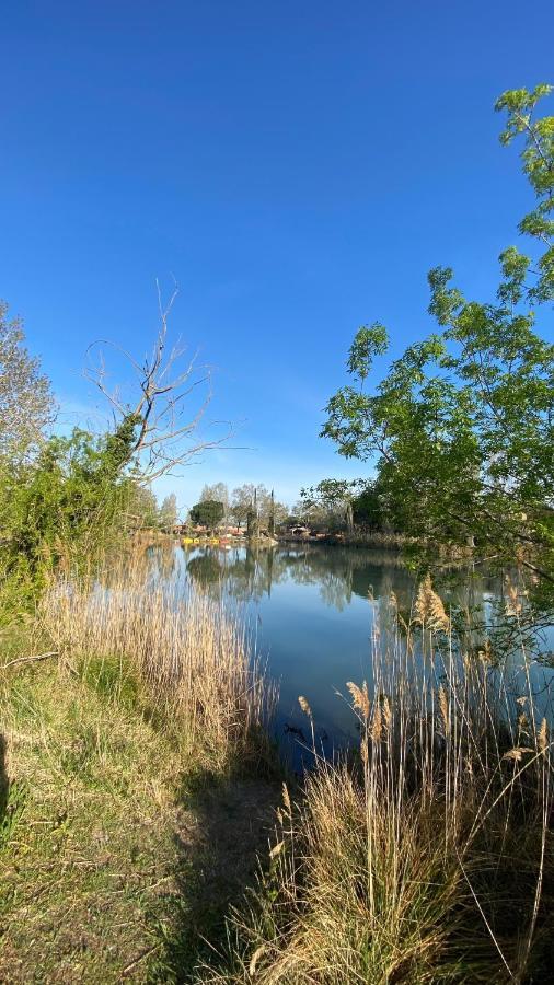 Joli Appartement 27M2 Oasis Provencale En Village Vacances En Camargue อาร์ลส์ ภายนอก รูปภาพ