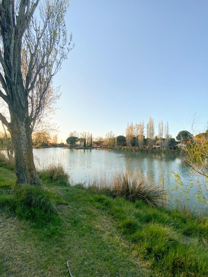 Joli Appartement 27M2 Oasis Provencale En Village Vacances En Camargue อาร์ลส์ ภายนอก รูปภาพ