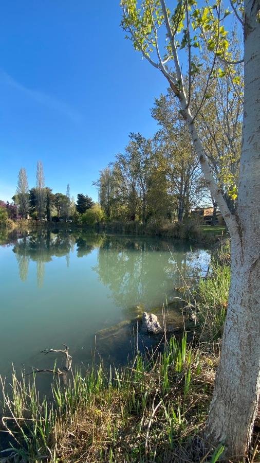 Joli Appartement 27M2 Oasis Provencale En Village Vacances En Camargue อาร์ลส์ ภายนอก รูปภาพ