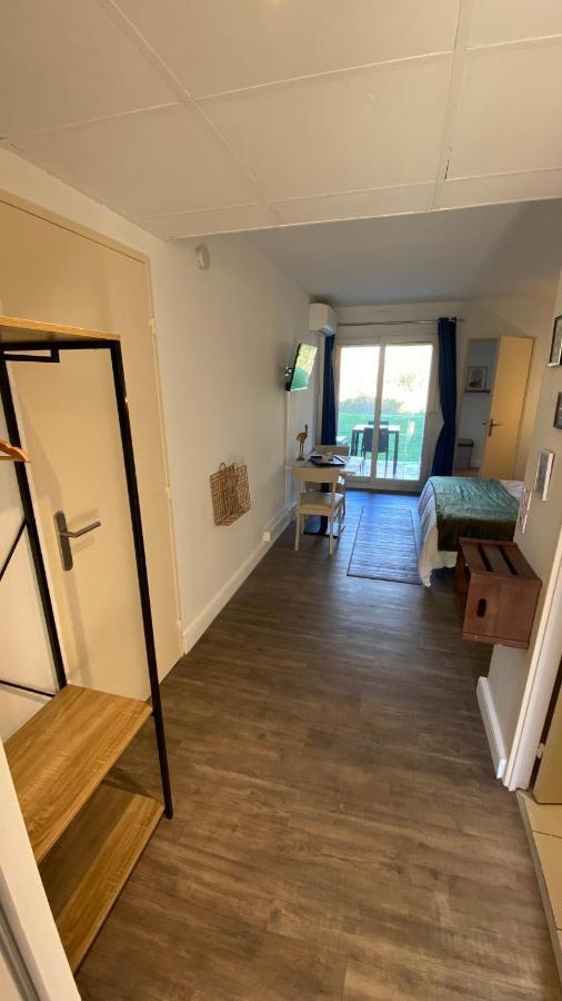 Joli Appartement 27M2 Oasis Provencale En Village Vacances En Camargue อาร์ลส์ ภายนอก รูปภาพ